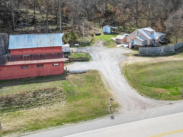 5618 S Bus Highway 71 Ln #71, Pineville, MO 64856