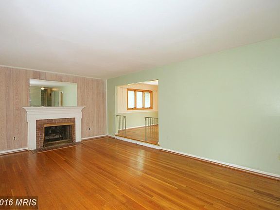 3rd image of 4620 Braeburn Dr