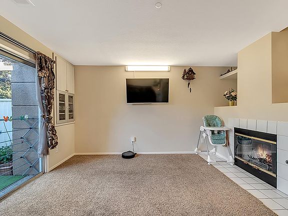 5th image of 7007 Rodling Dr Unit D