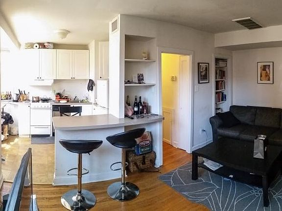 4th image of 245 S 21st St #3E
