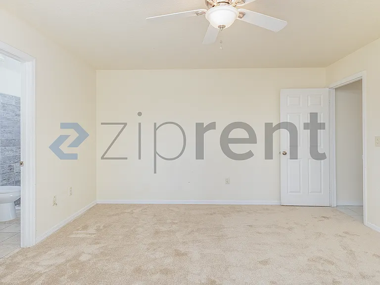 6385 Wien Ln — Photo 9