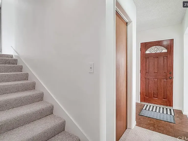 6310 Avenue De Palma — Photo 16