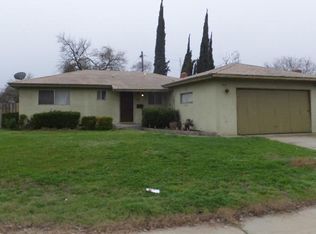 438 W Mitchell Ave, Clovis, CA 93612
