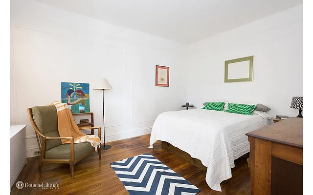 Sold by Douglas Elliman | media 3