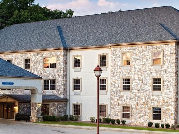4th image of 9070 Old Hickory Ln