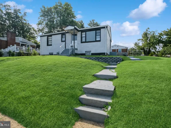 1007 Lindsay Rd, Oxon Hill, MD 20745