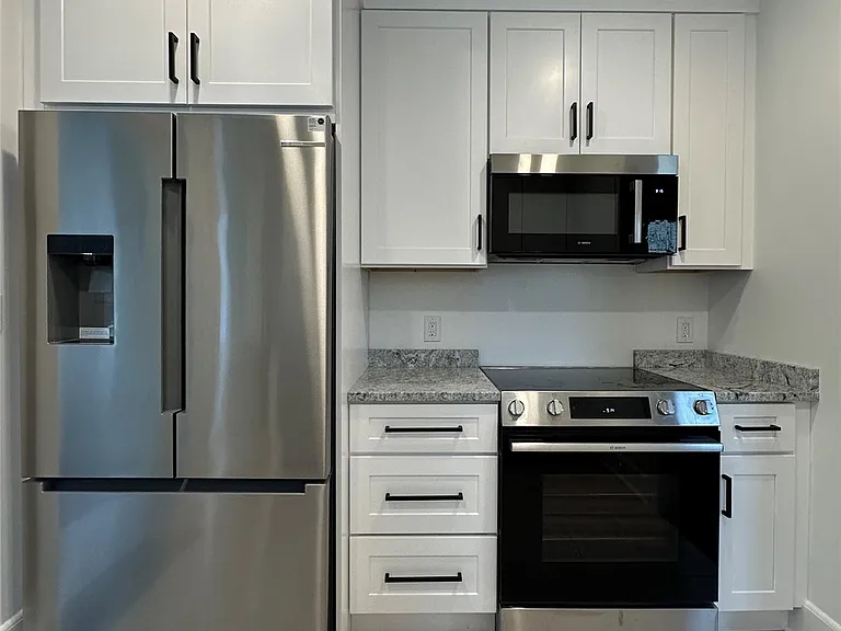 37 Church St #2 — Photo 2