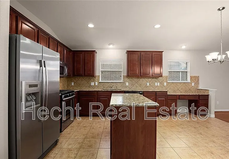 153 Carrington Dr — Photo 8