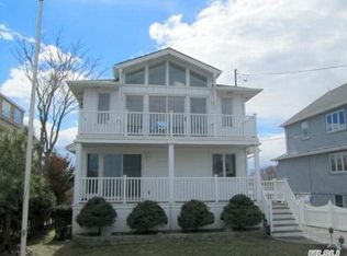 319 Asharoken Ave, Northport, NY 11768