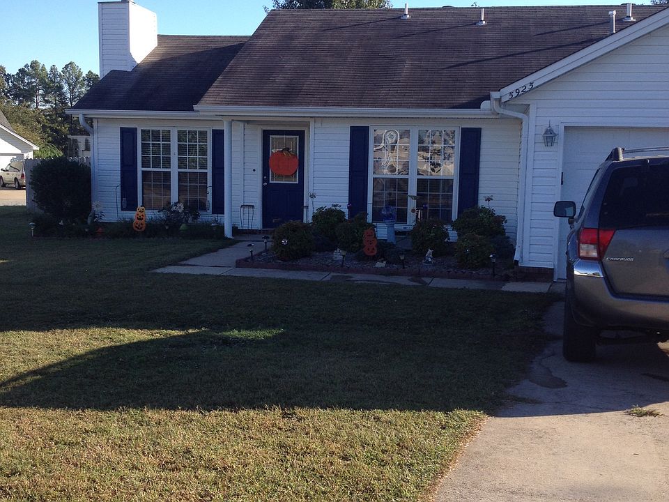 Front walkway and entrance
