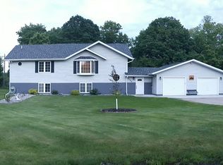 27388 Bass Brook Ln, Cohasset, MN 55721