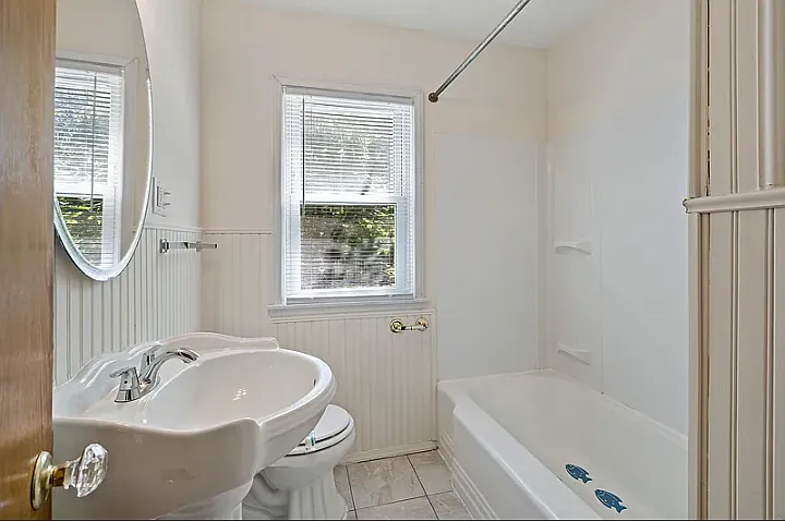 2549 35th Ave S — Photo 10