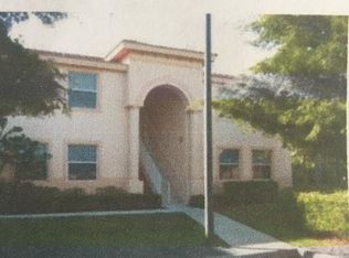 15361 Bellamar Cir, Fort Myers, FL 33908