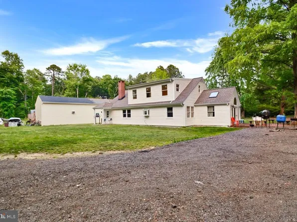 7910 Springfield Rd, Glenn Dale, MD 20769