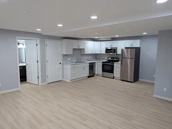 203 3rd St E #102, Hastings, MN 55033