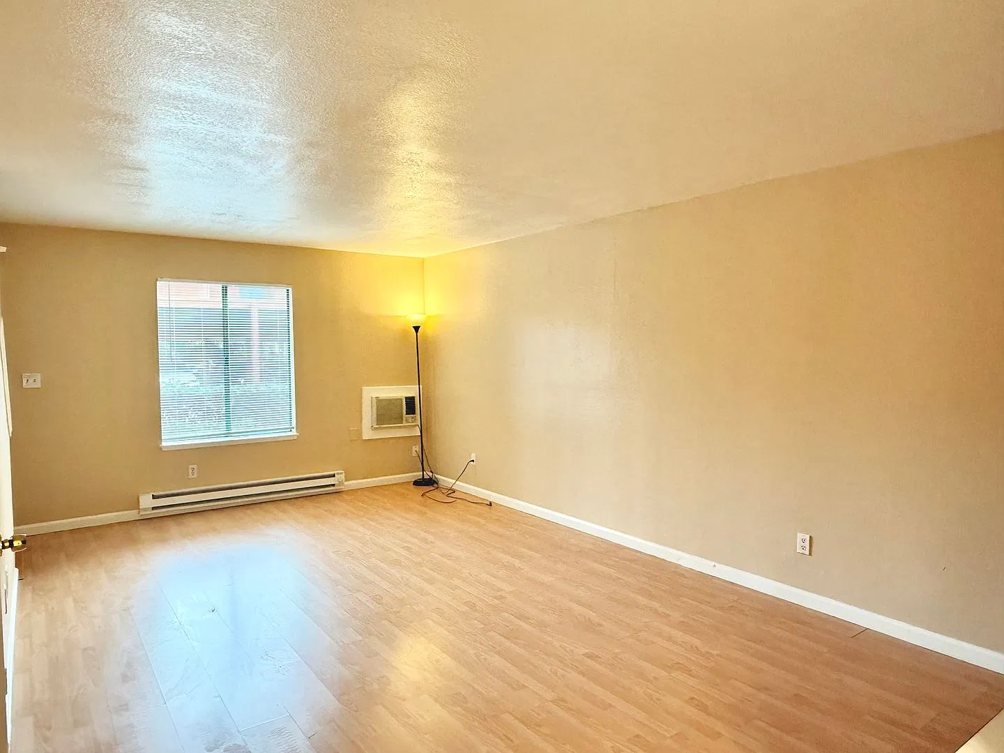 $2,600 | Charming 2BR/1.5BA Townhome w/ Private Patio! — Photo 4