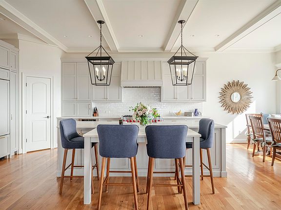 5th image of 765 Summit Ridge Point