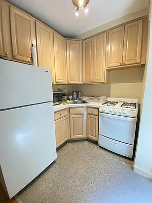 Rented by Douglas Elliman | media 11