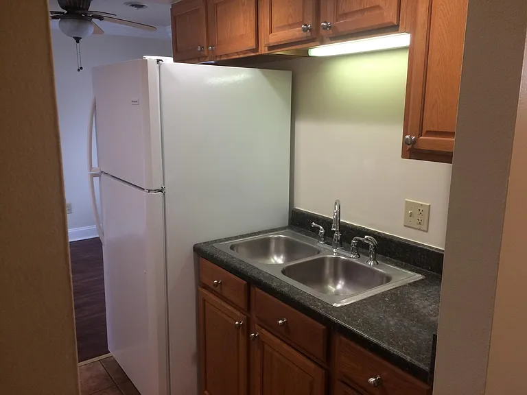 205 Wilson Pl #D — Photo 10