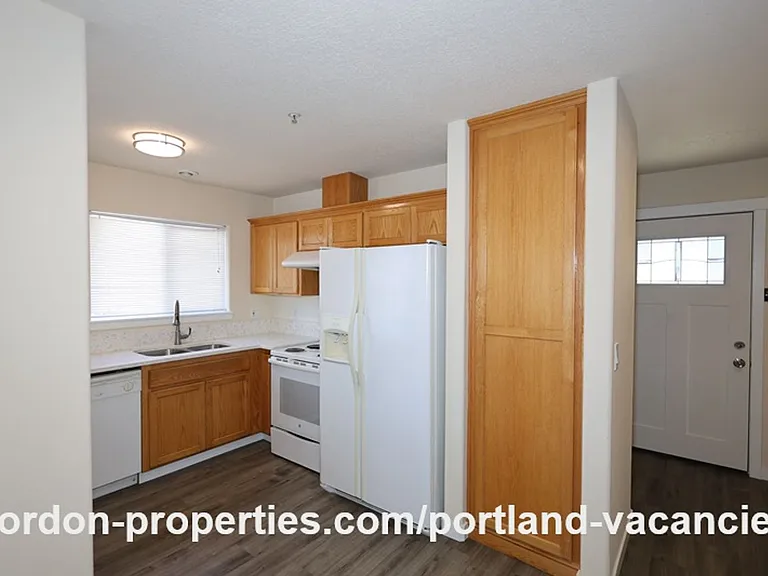 5407 SE 121st Ave — Photo 11