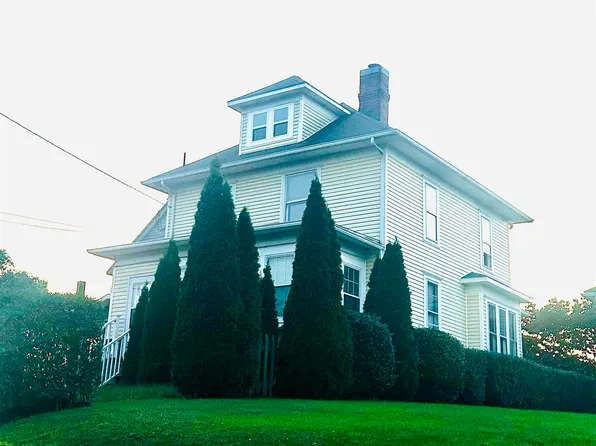 522 Kuhl Ave, Clarksburg, WV 26301