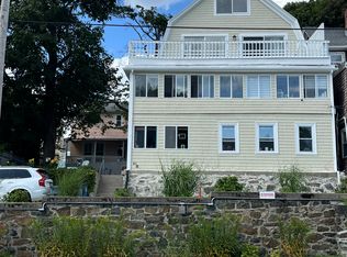 21 Range Rd APT 3, Nahant, MA 01908