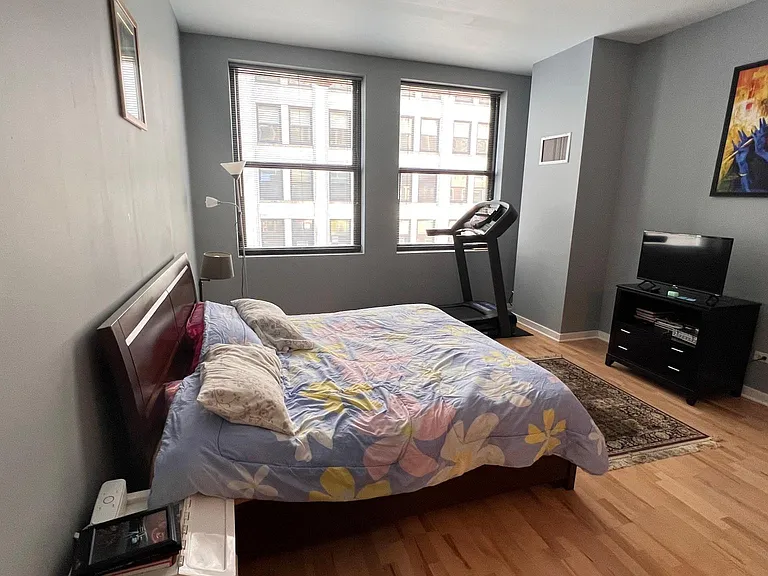 5 N Wabash Ave #1402 — Photo 15