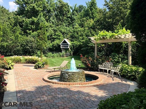 5th image of 2643 Sleepy Hollow Dr