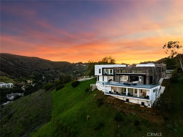 18 Stallion Rd, Bell Canyon, CA 91307