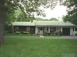 5 Doane Ave, Bellport, NY 11713