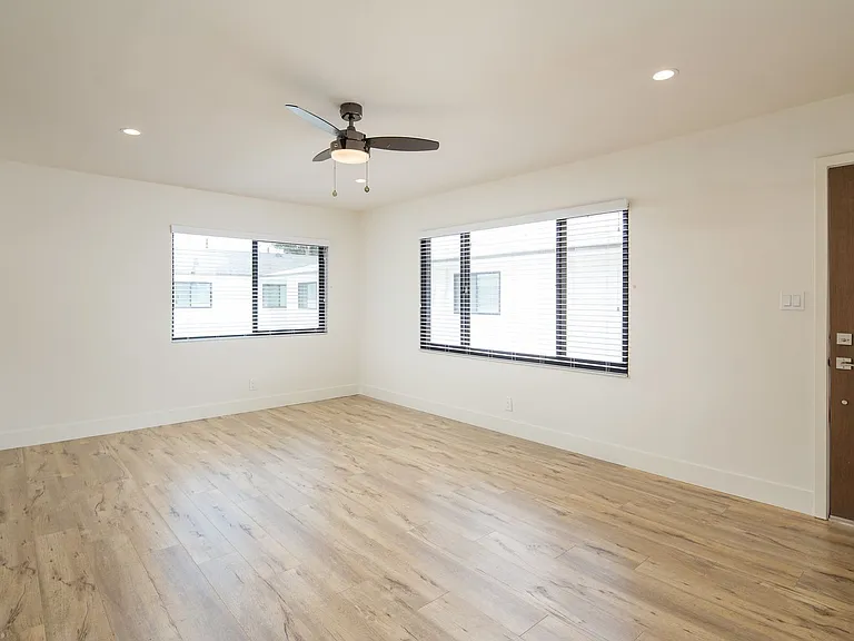 Anza 20700, LLC — Photo 9