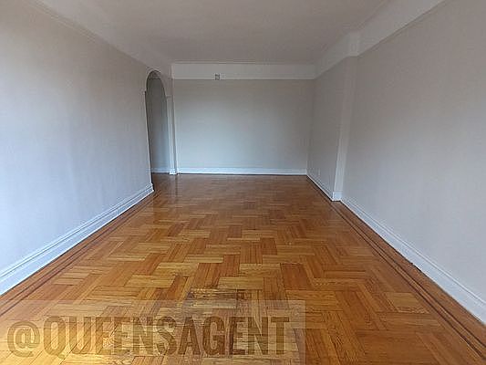 4th image of 45-34 44th St #D2