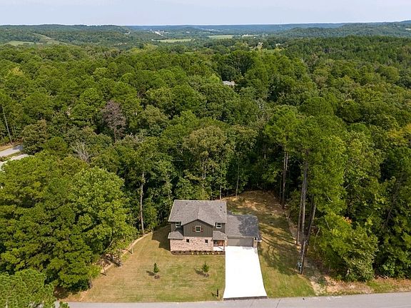 2nd image of 77 Bassingham Dr