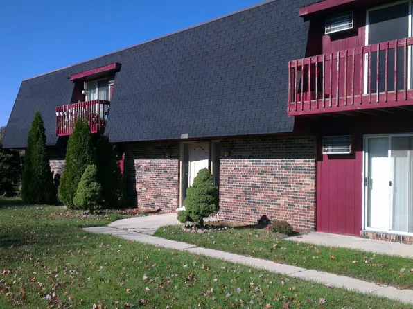 455 S Mary St, Coal City, IL 60416