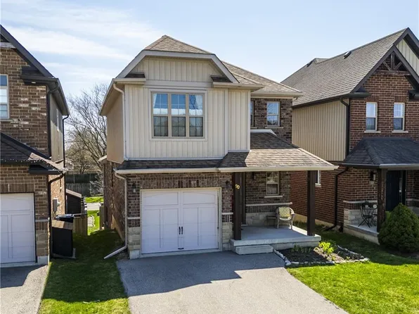 90 Captain McCallum Dr, Wilmot, ON N3A 0B5