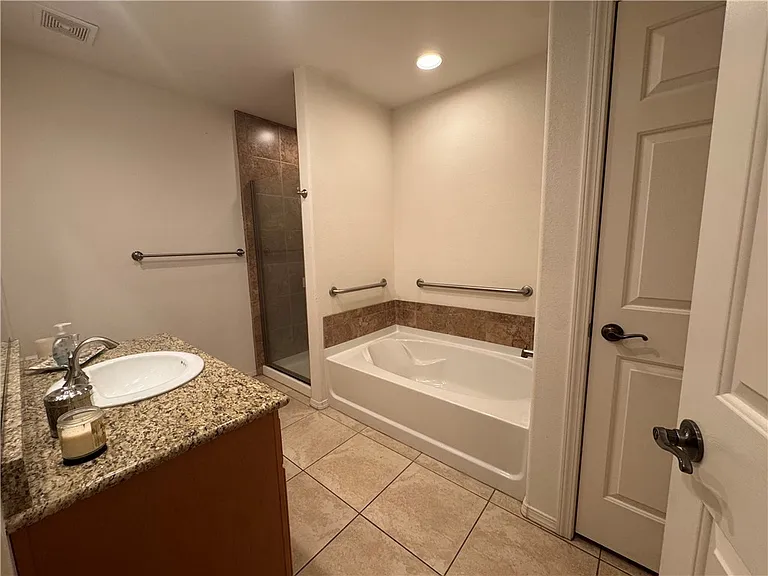 3340 Landon Dr #1103 — Photo 6