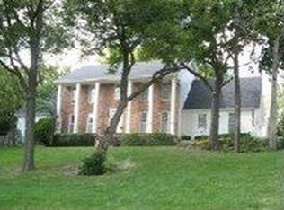 13816 W 77th Ter, Lenexa, KS 66216