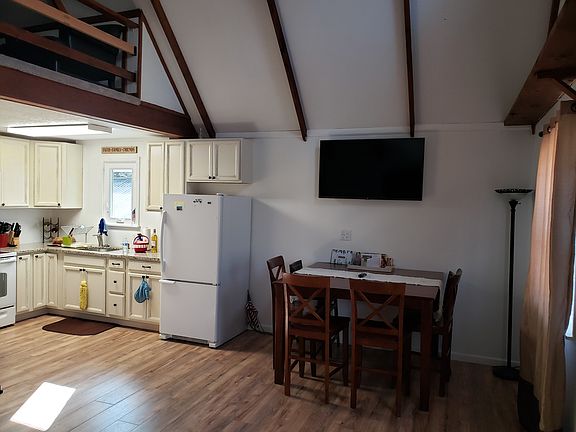 5th image of 363 High Country Dr