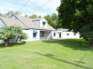 5310 Savannah Rd, Saint Joseph, MO 64505