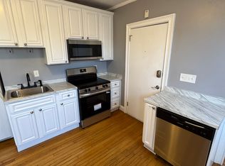 29 Gesler St #2F, Providence, RI 02909