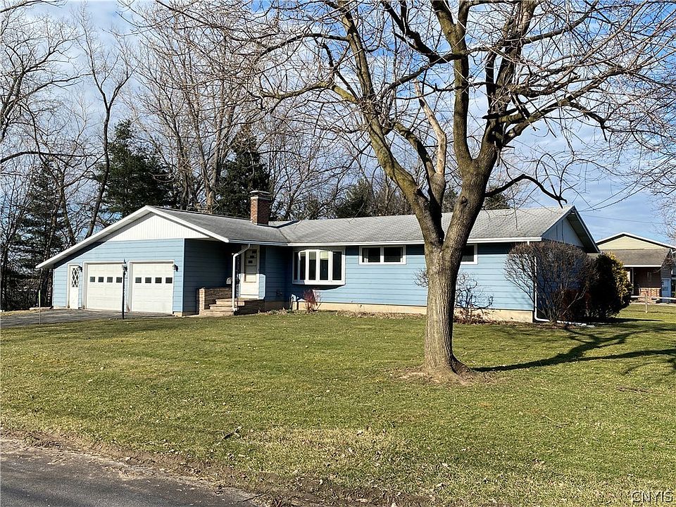 2nd image of 200 Moyer Heights Dr