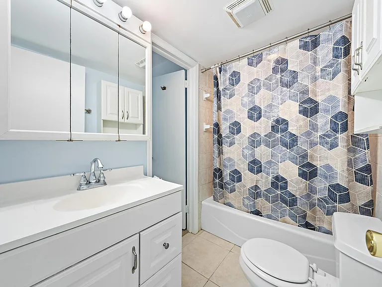 400 Wilma Cir #206 — Photo 10