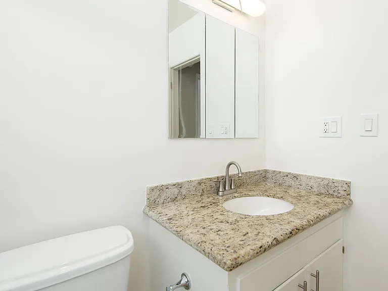 3810 Wade St #14 — Photo 21