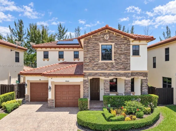 9860 NW 86th Ter, Doral, FL 33178