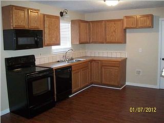 2nd image of 2802 S Millwood Ave