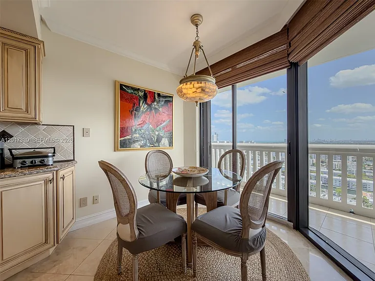 2000 Island Blvd #2503 — Photo 9