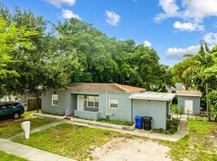 1136 NE 167th St #A, Miami, FL 33162