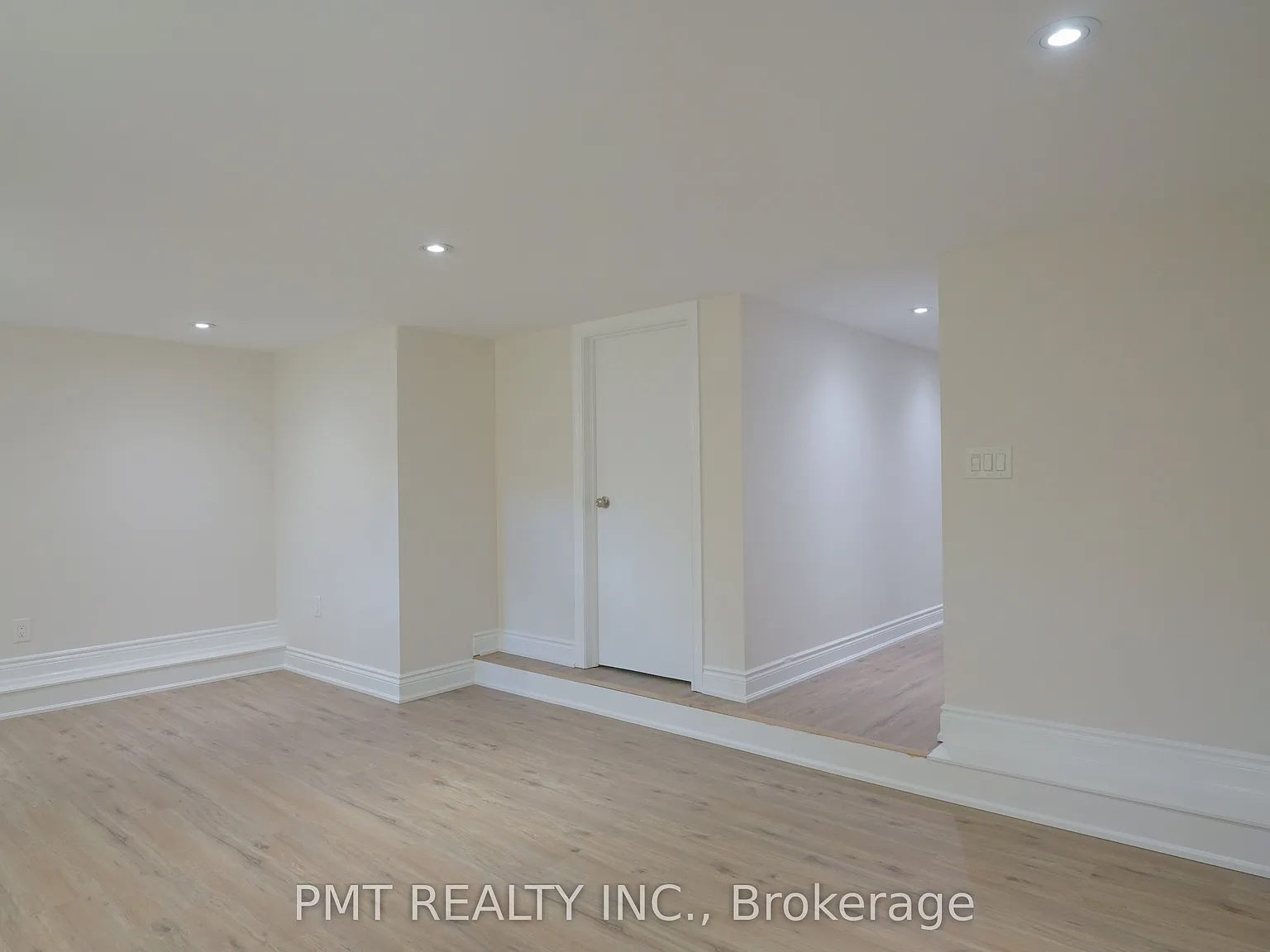2 bed, $2,000 — Photo 2