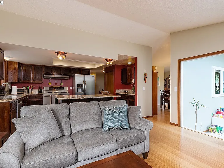 8061 SW 160th Ave — Photo 8