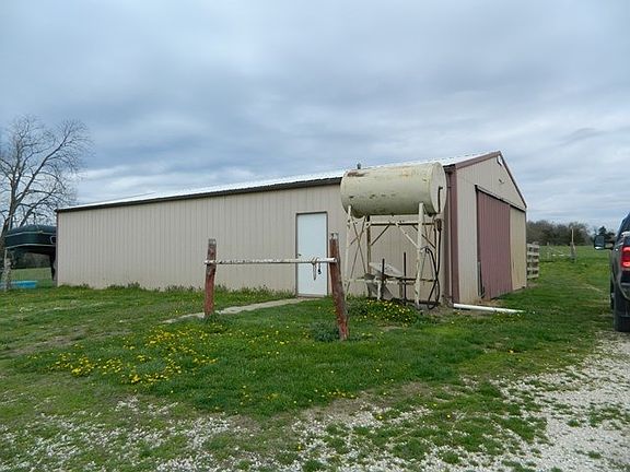 3rd image of 3101 County Road 338